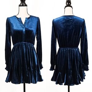 NWT Blu Pepper Dark Teal Velvet Long Sleeve Mini Dress